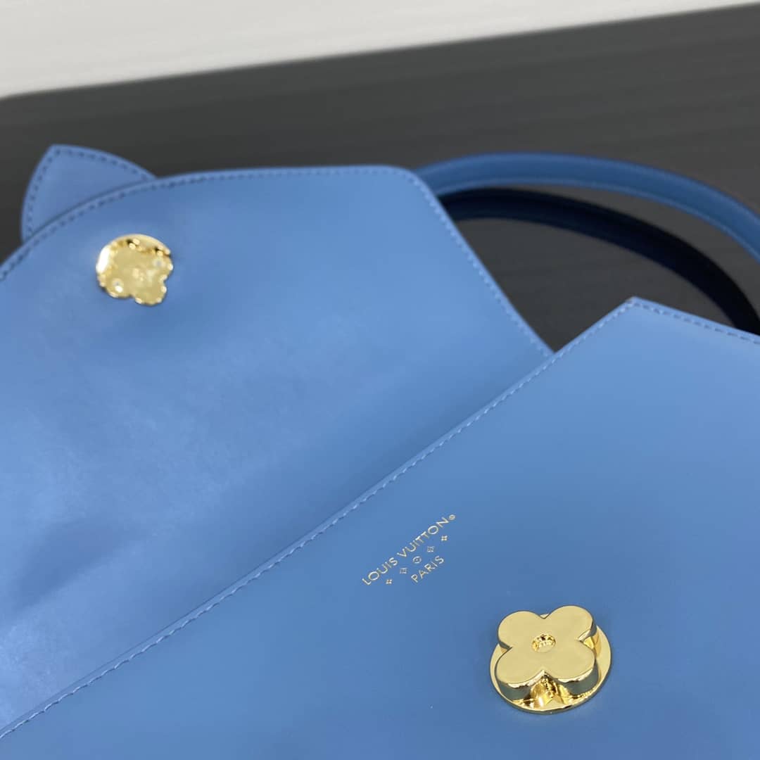 Louis Vuitton Pont 9 Leather Crossbody Bag M55948