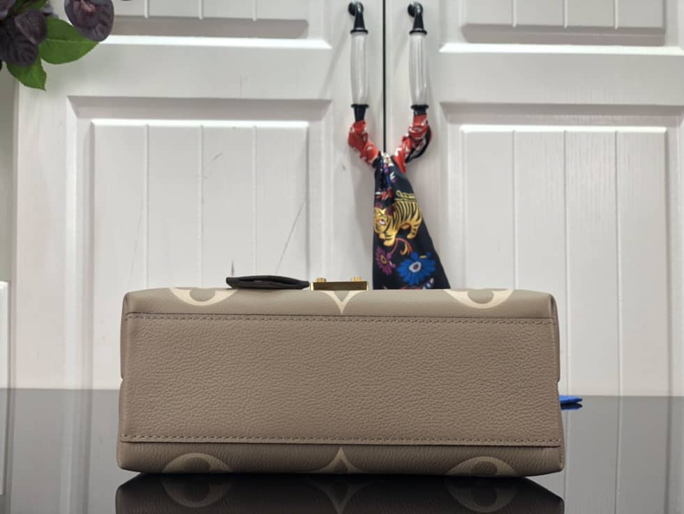 Louis Vuitton Madeleine BB Monogram Beige M46008 Replica Shoulder Bag