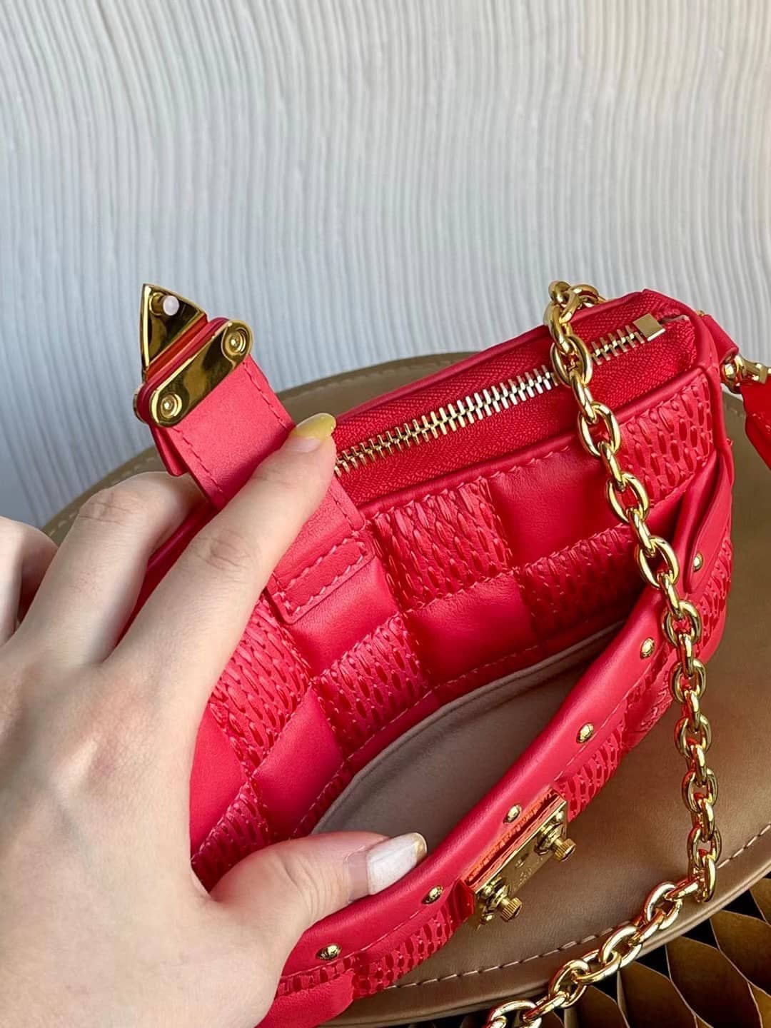 Louis Vuitton Pochette Troca Red M59049 Replica Crossbody Bag