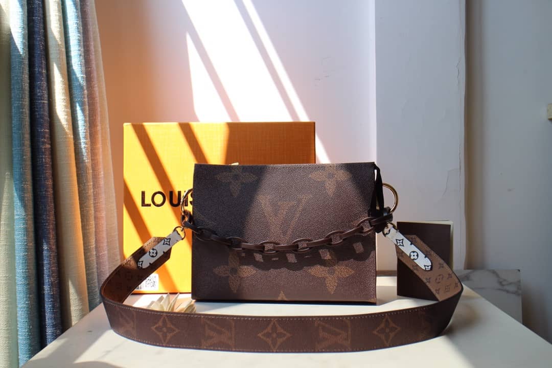 Louis Vuitton Monogram Giant Toilet Pouch Crossbody Bag Replica M67692
