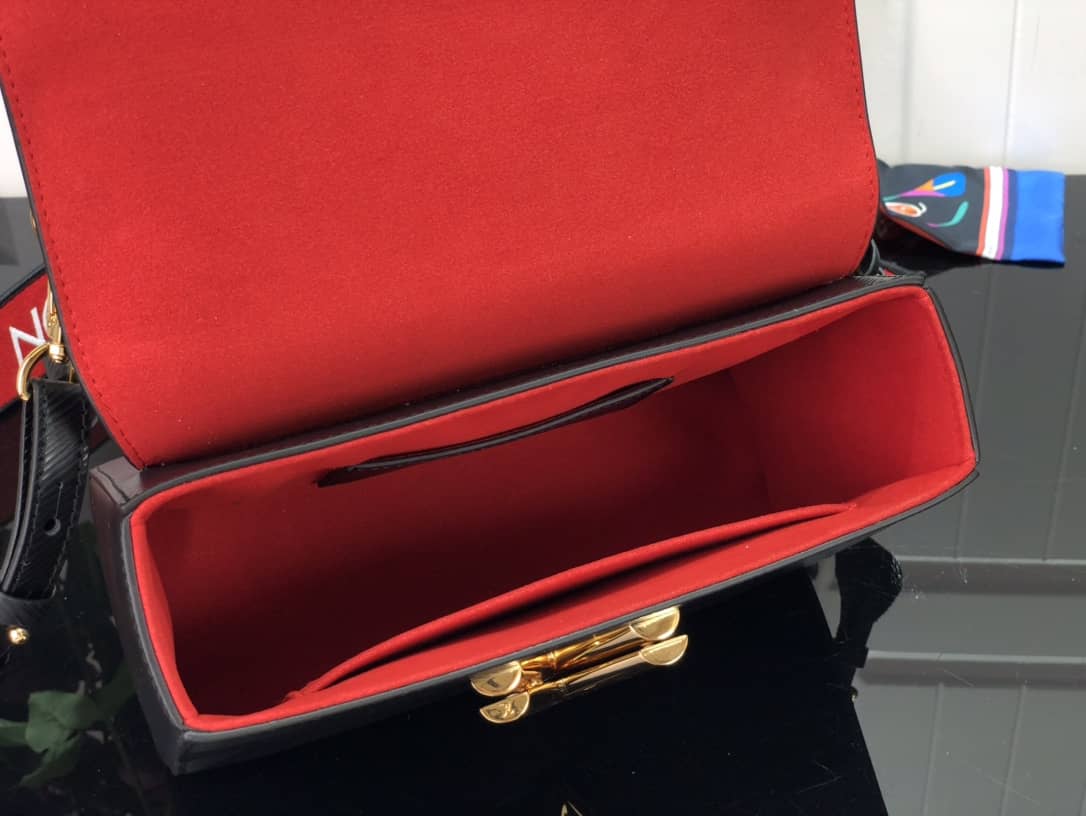 Louis Vuitton Twist MM Epi Leather Replica Bag M59026