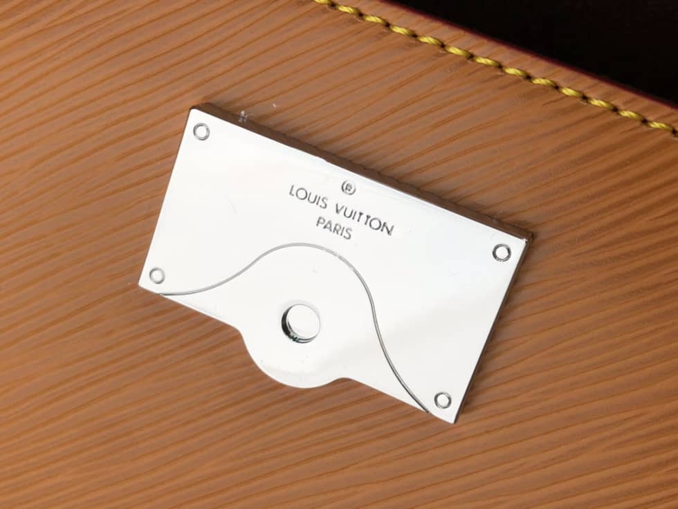 Louis Vuitton Cluny Mini Epi Leather M58928 Replica Shoulder Bag