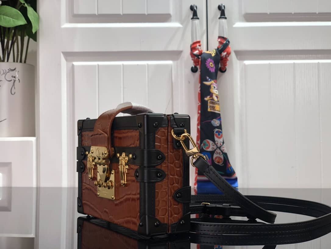 Louis Vuitton Petite Malle Brilliant Alligator Leather Replica Handbag Brown N93817