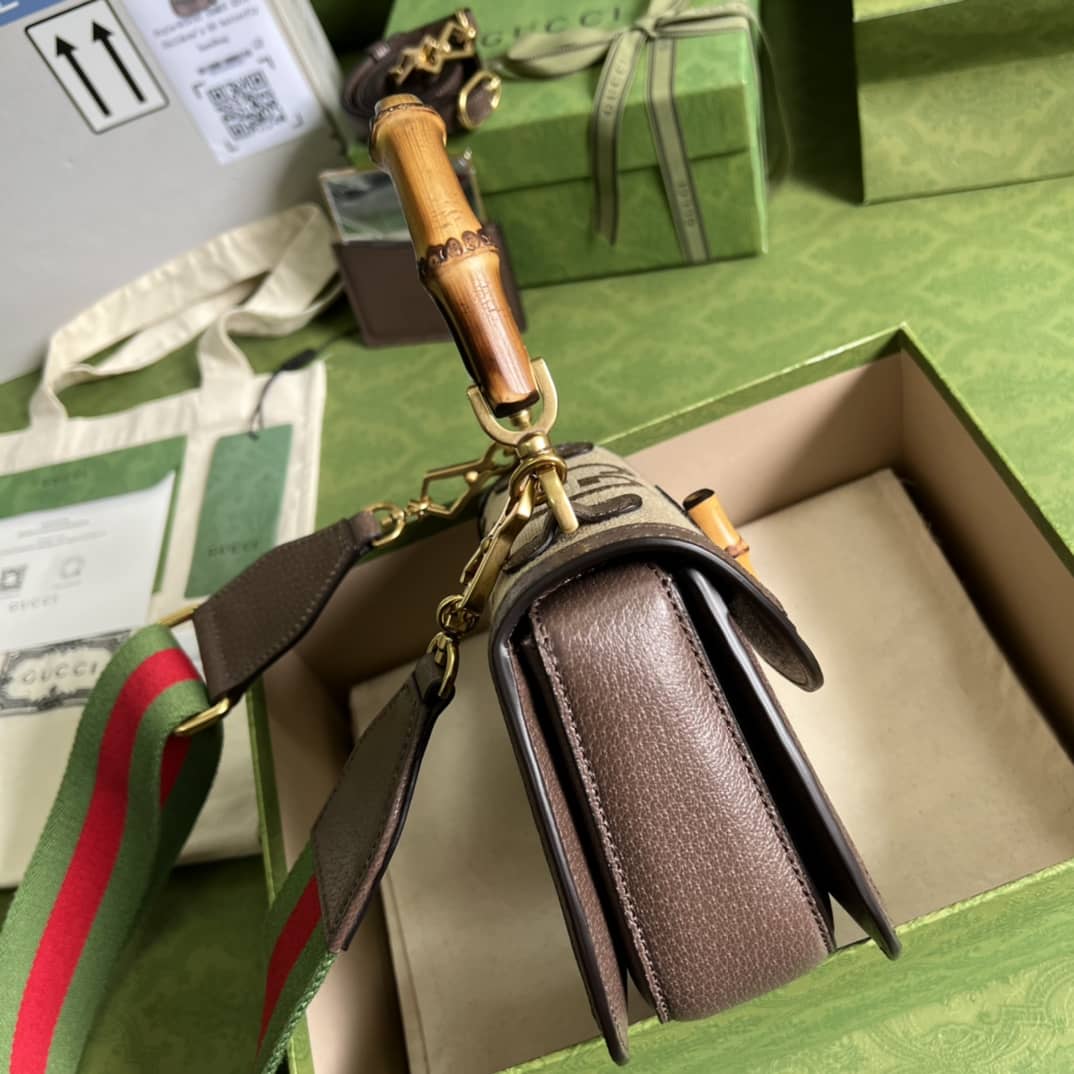 Gucci Small Jumbo GG Shoulder Bag With Bamboo Dark Coffee 675797 Replica