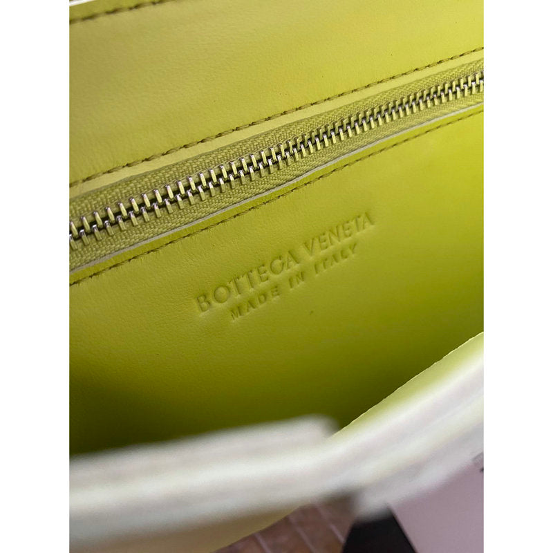 Bottega Veneta Bag Dupe 2108SF0253