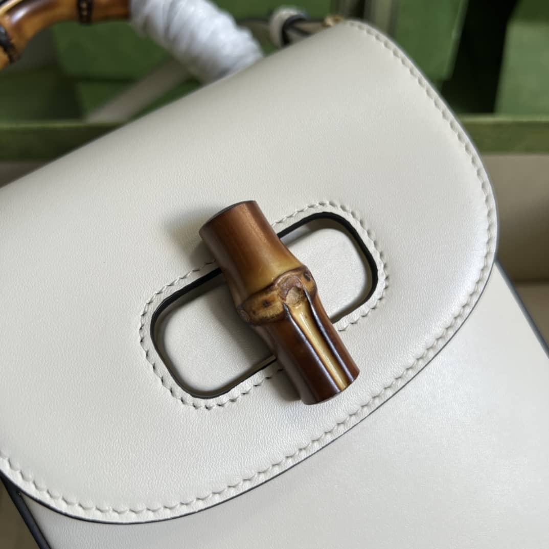 Gucci Bamboo Mini Crossbody Handbag 702106 Replica