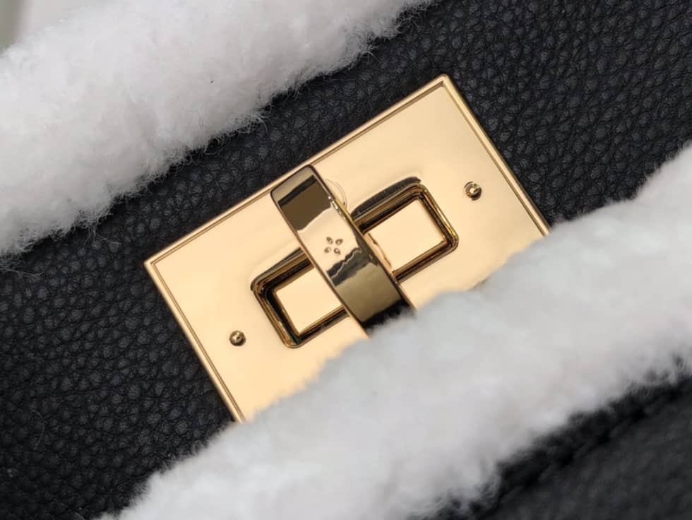 LV Tote Dupe On My Side PM M58918 Replica Tote