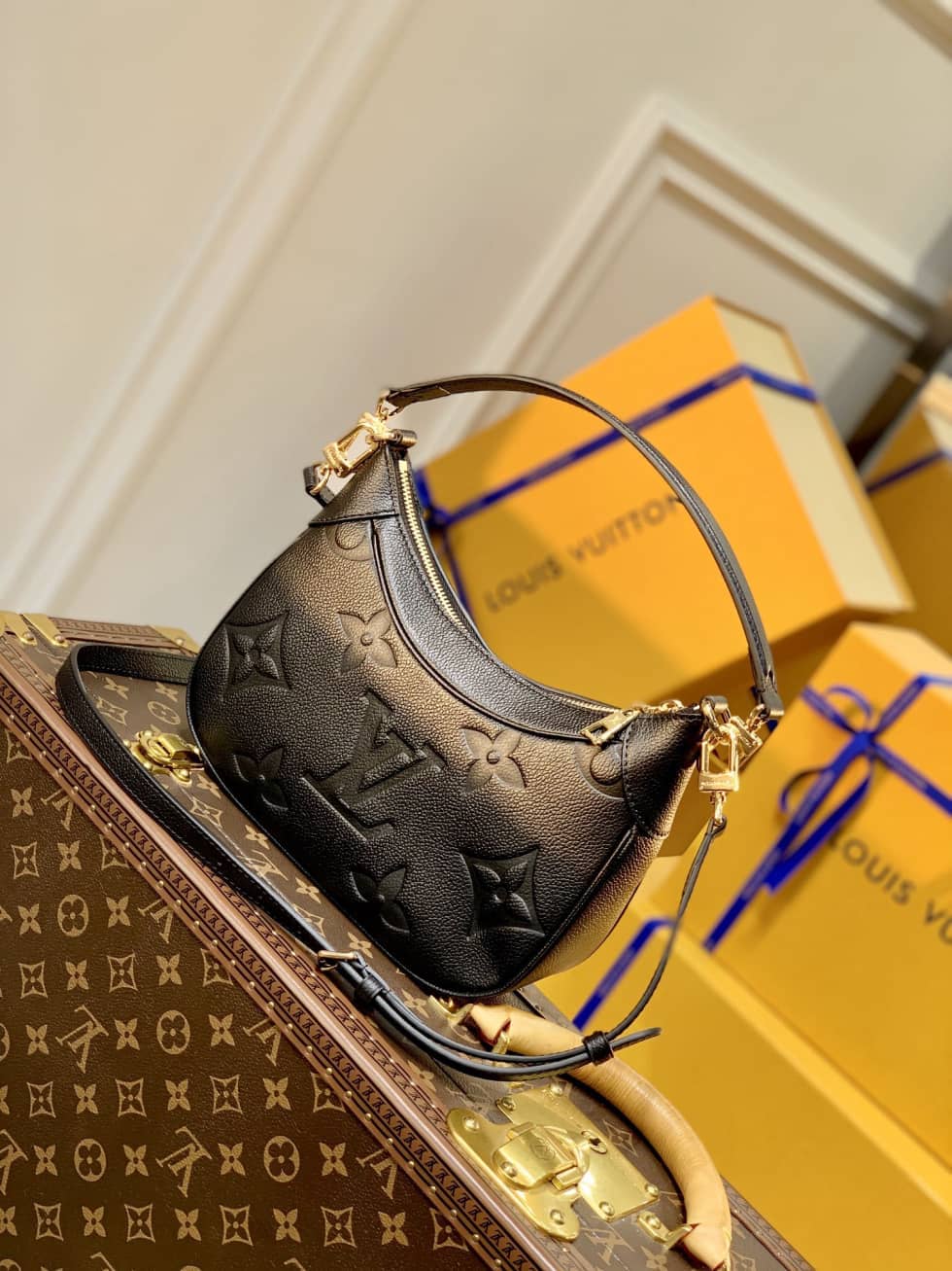 Louis Vuitton Bagatelle Mini Black M46002 Replica Hobo