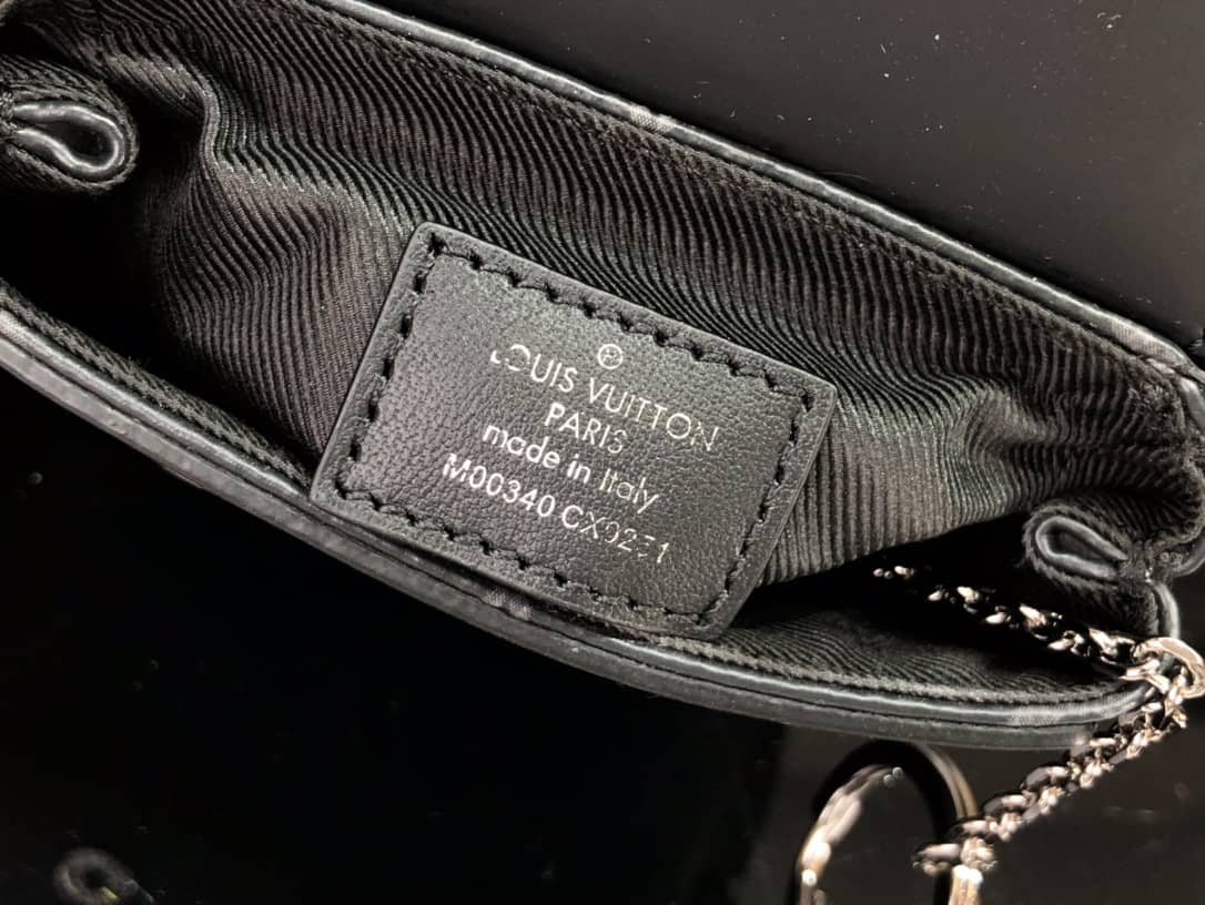 Louis Vuitton Mini Steamer Pouch Replica M00340