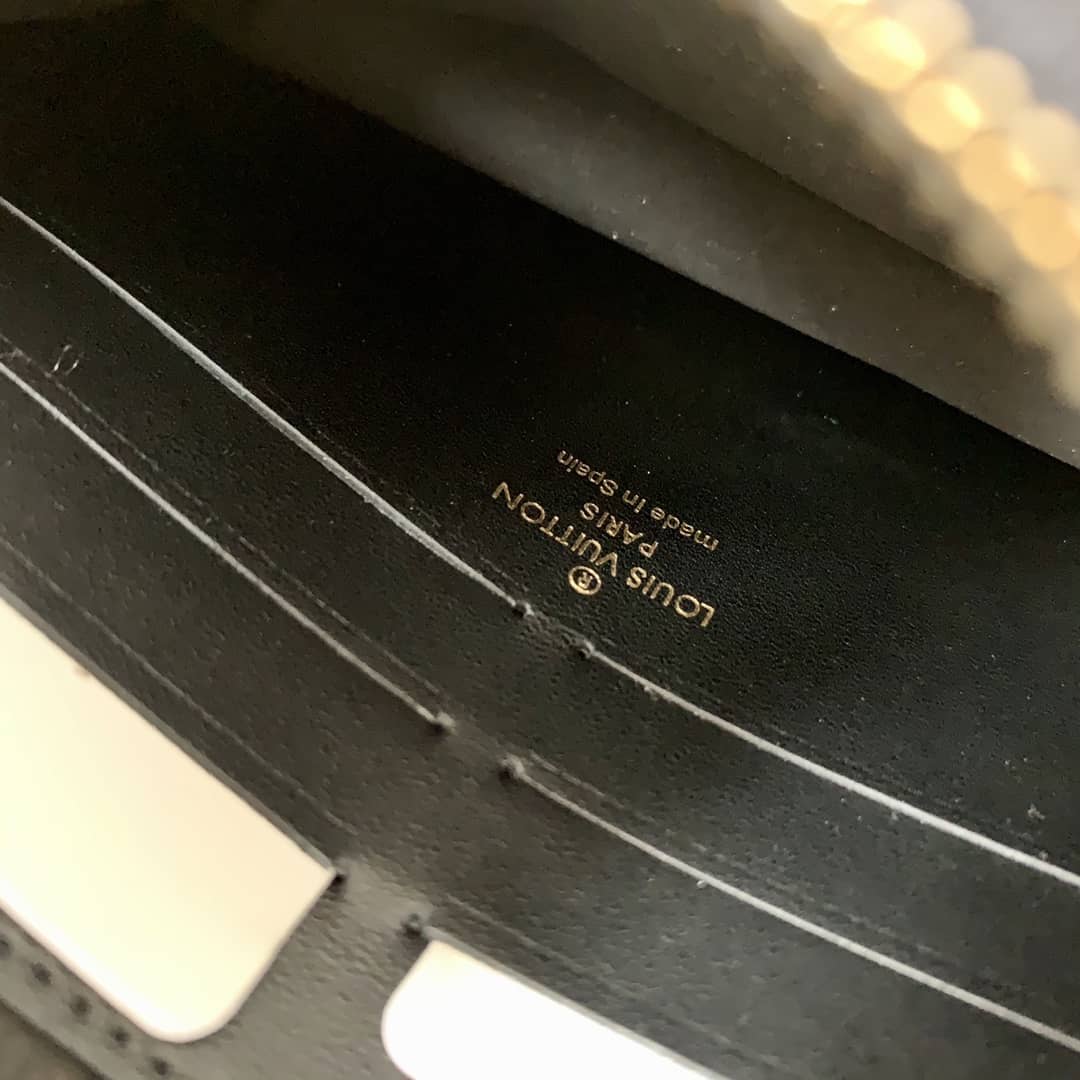 Louis Vuitton Vavin Chain Wallet Replica Bag Black N60221