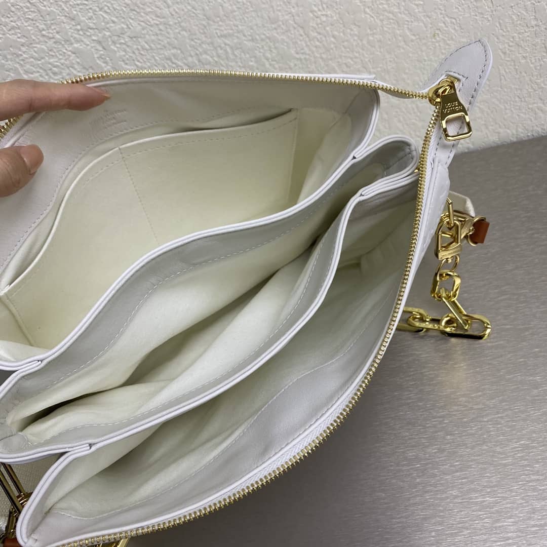 Louis Vuitton 7 Star Chain Clutch Bag White