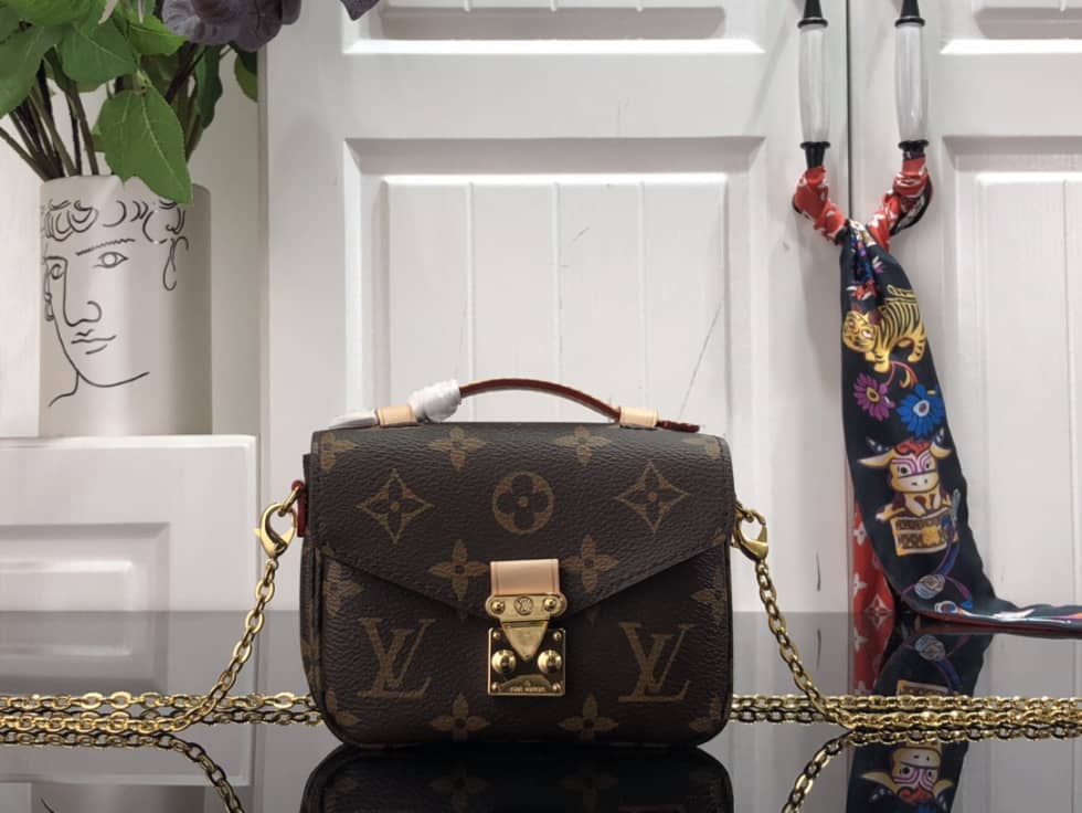 Louis Vuitton Pochette Métis Monogram Reverse M80311 Replica