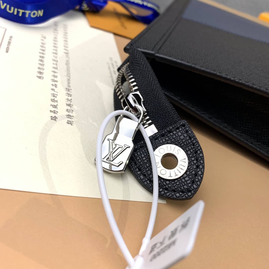 Louis Vuitton Pochette Voyage MM Taiga Leather Replica Blue Red Black M30718