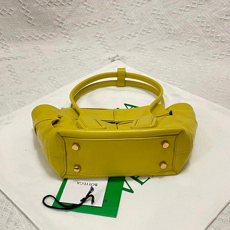 Bottega Veneta Bag Dupe 2108SF0256