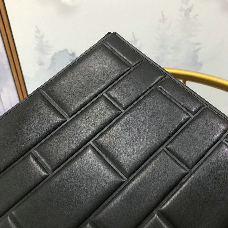 Bottega Veneta Dupe Bag 2108SF0105