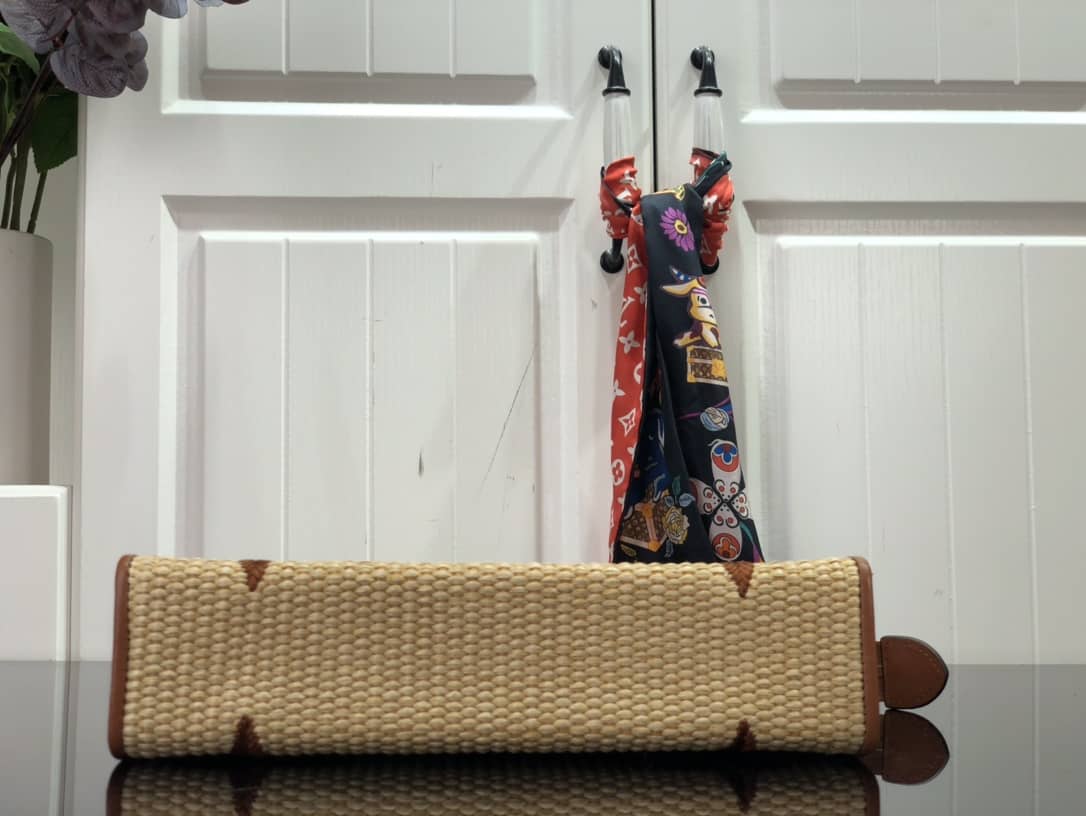 Louis Vuitton Monogram Giant Raffia Toiletry 26 Cosmetic Bag