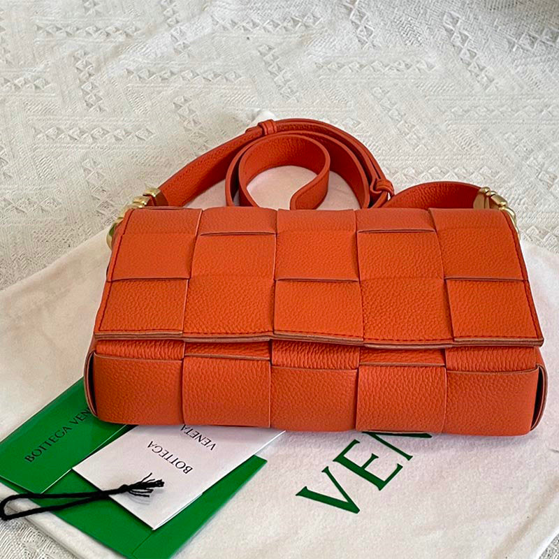 Bottega Veneta Bag Dupe 2108SF0177
