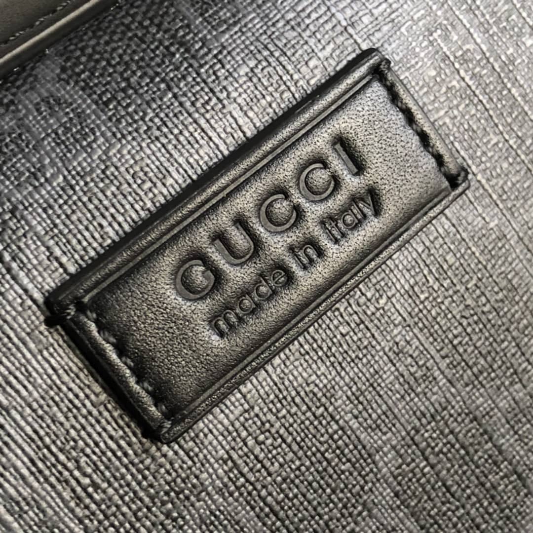 Gucci GG Supreme Wash Bag Replica Black 495562