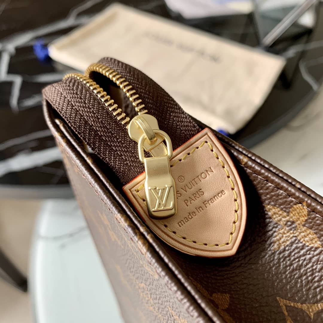 Louis Vuitton Toiletry Monogram Canvas Pouch Replica M47542