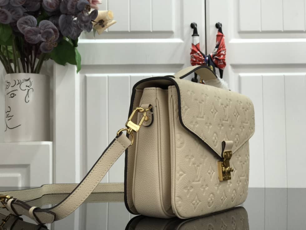 Louis Vuitton Pochette Metis Marine Leather White M44071 Replica Shoulder Bag