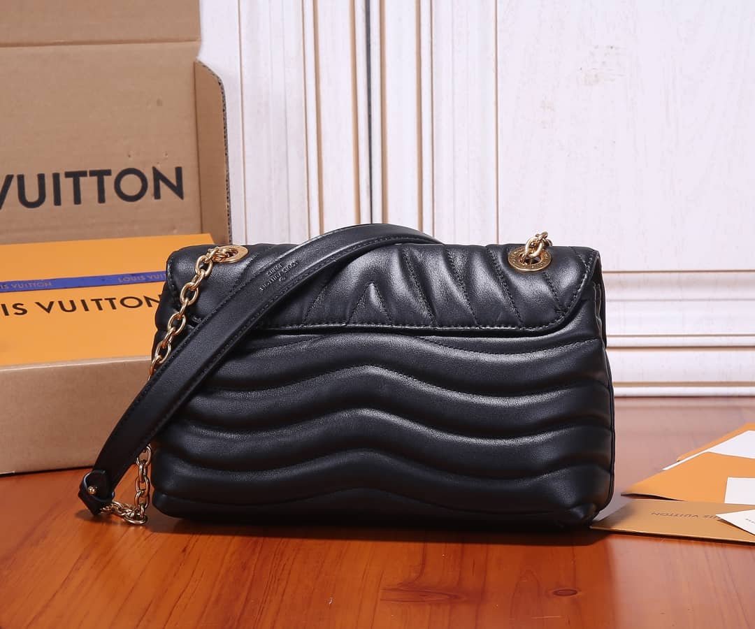 Louis Vuitton New Wave Replica Chain Bag H24 Black M58552