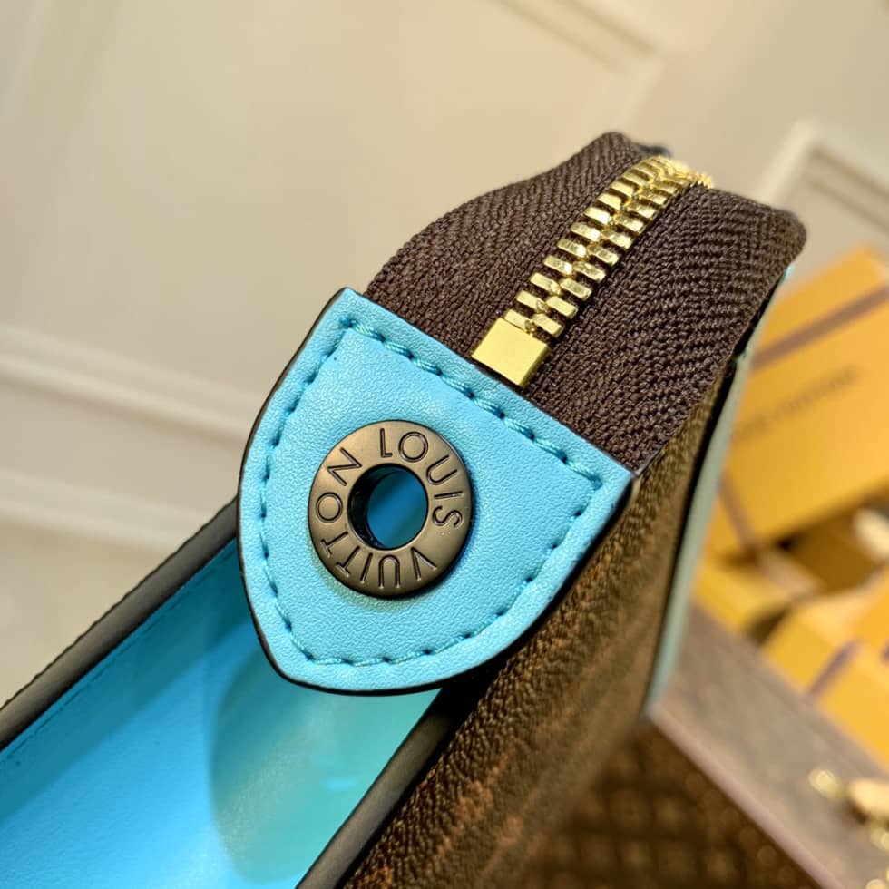 Louis Vuitton Pochette Voyage Monogram Brown M81204 Replica