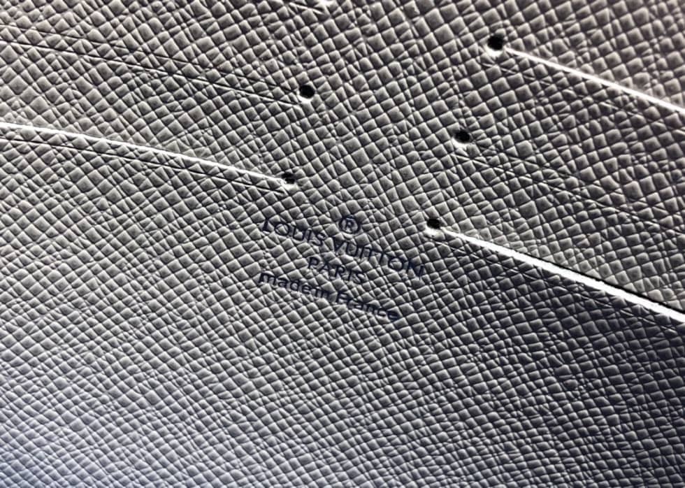 Louis Vuitton Taiga Pochette Voyage Blue M59147 Replica