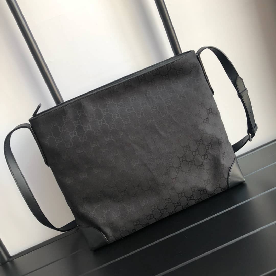Gucci GG Canvas Shoulder Bag Replica Black 308930