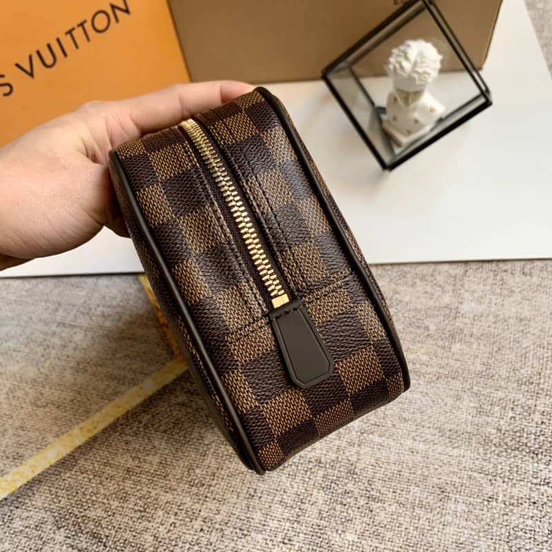Louis Vuitton Damier Ebene Toiletry Pouch Replica
