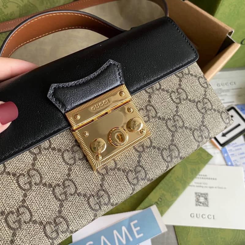 Gucci GG Supreme Canvas Padlock Mini Shoulder Bag Replica Black 652683