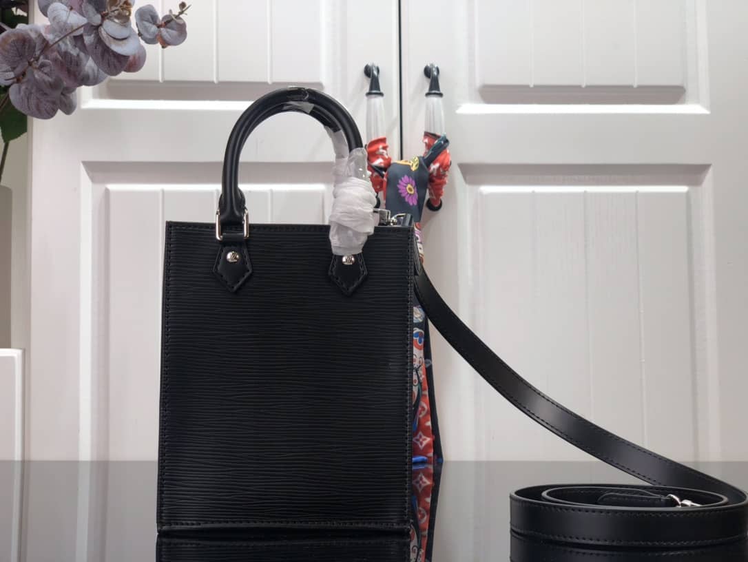 Louis Vuitton Petit Sac Plat Flat Shoulder Bag Replica Black M80169