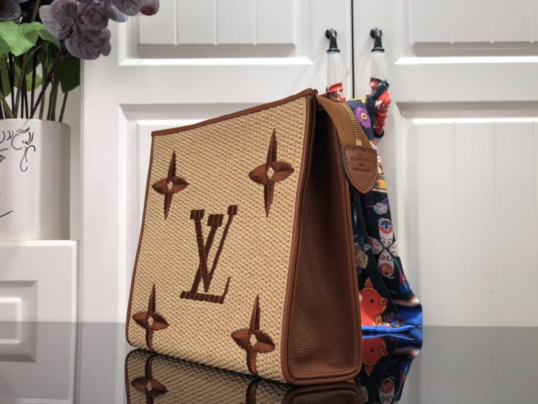 Louis Vuitton Monogram Giant Raffia Toiletry 26 Cosmetic Bag