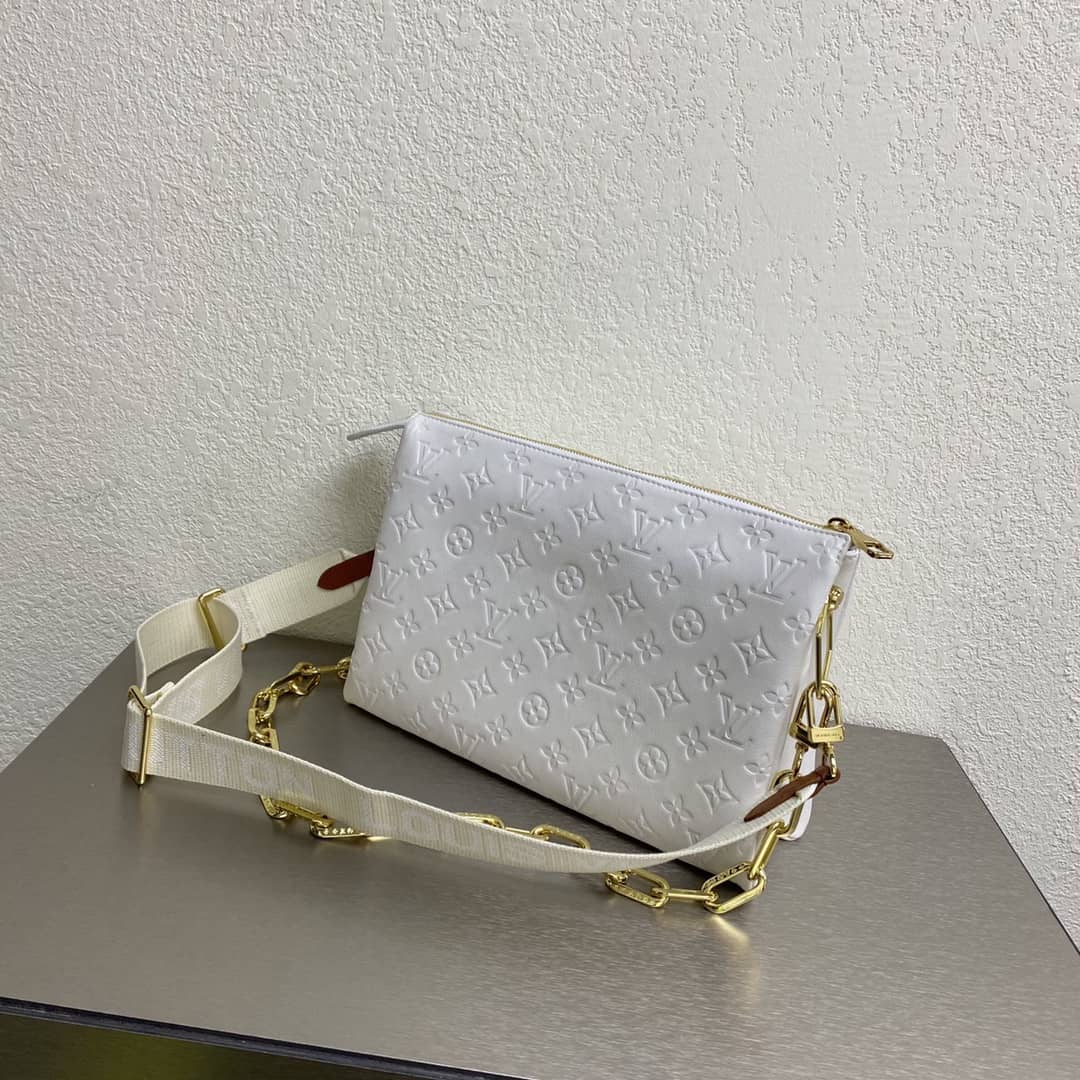 Louis Vuitton 7 Star Chain Clutch Bag White