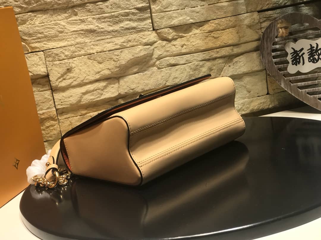 Louis Vuitton Twist Epi Handbag Replica