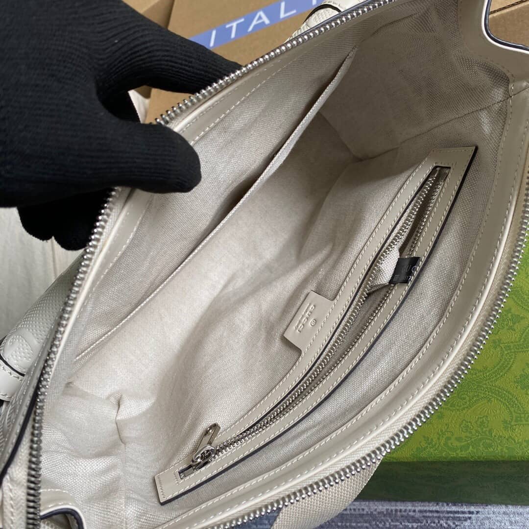 Gucci GG Embossed Messenger Bag Replica 658565