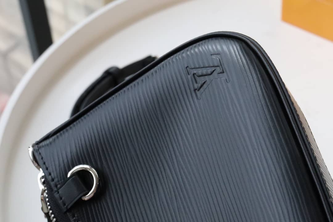 Louis Vuitton Easy Pouch 2way Epi Replica Crossboy Bag Black M80483