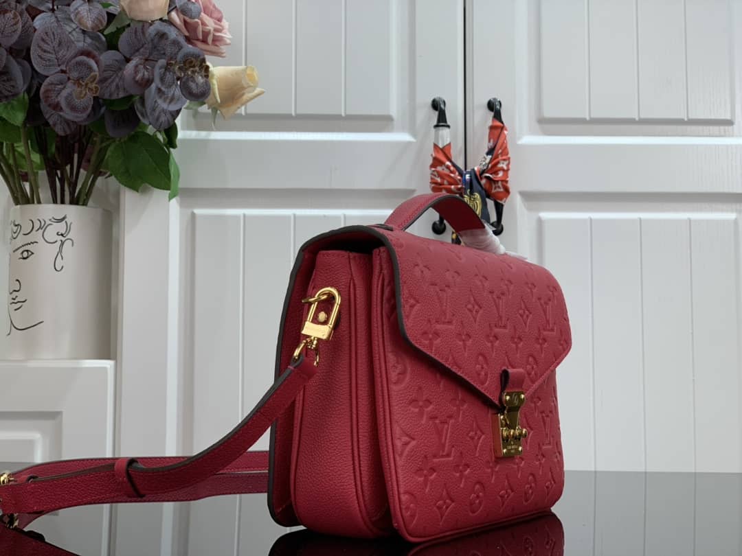 Louis Vuitton Pochette Metis Marine Leather M44071 Replica Shoulder Bag