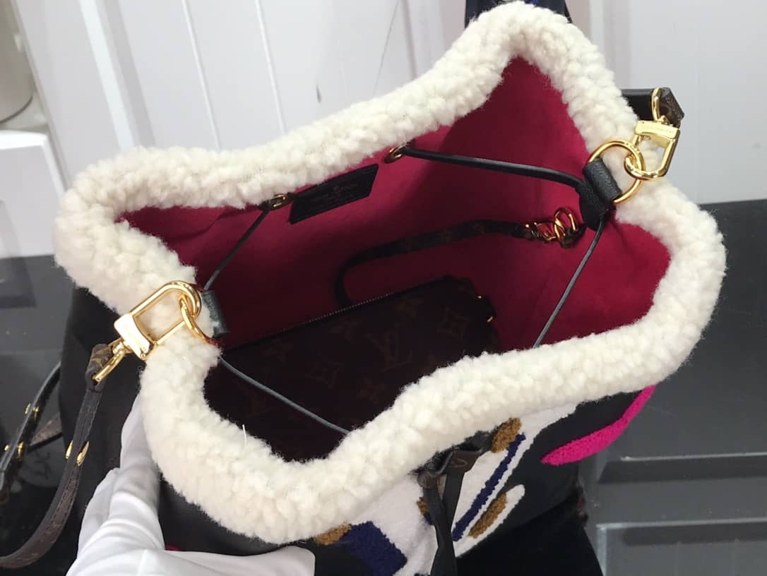 Louis Vuitton Noe Bucket Shoulder Diagonal Replica Bag M56963