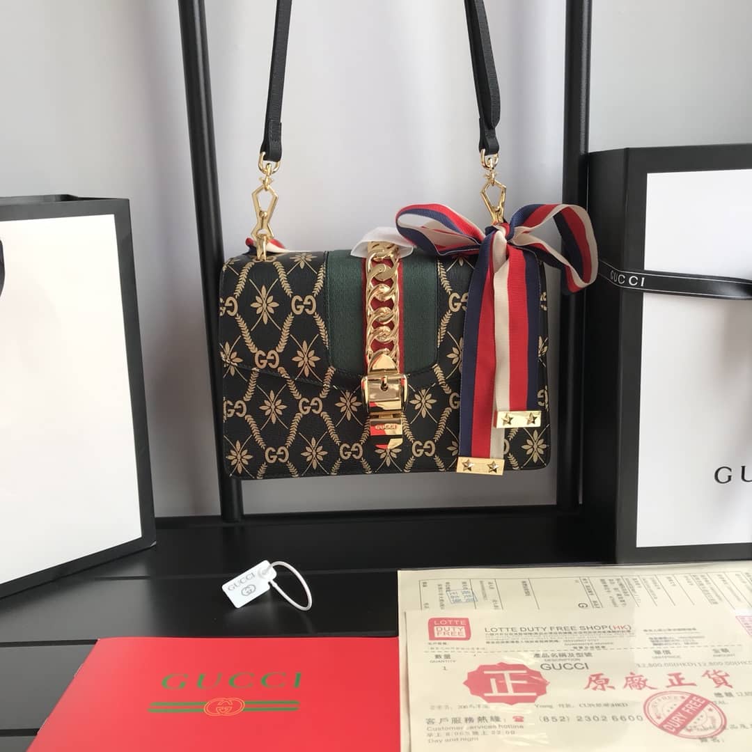 Gucci Sylvie Small Leather Shoulder Bag Replica Black 524405