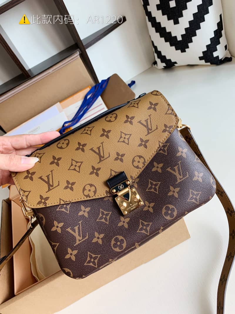 Best Replica Louis Vuitton Pochette Metis Small Leather Crossbody Bag Replica M44876(ColaReps)