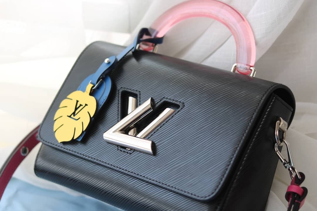 Louis Vuitton Epi Twist PM Chain Black M50332 Replica Crossbody Bag