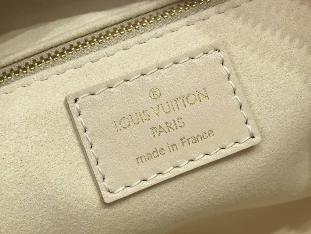 Best Replica Louis Vuitton Petite Malle Souple Monogram Replica Bag Beige M45571(ColaReps)