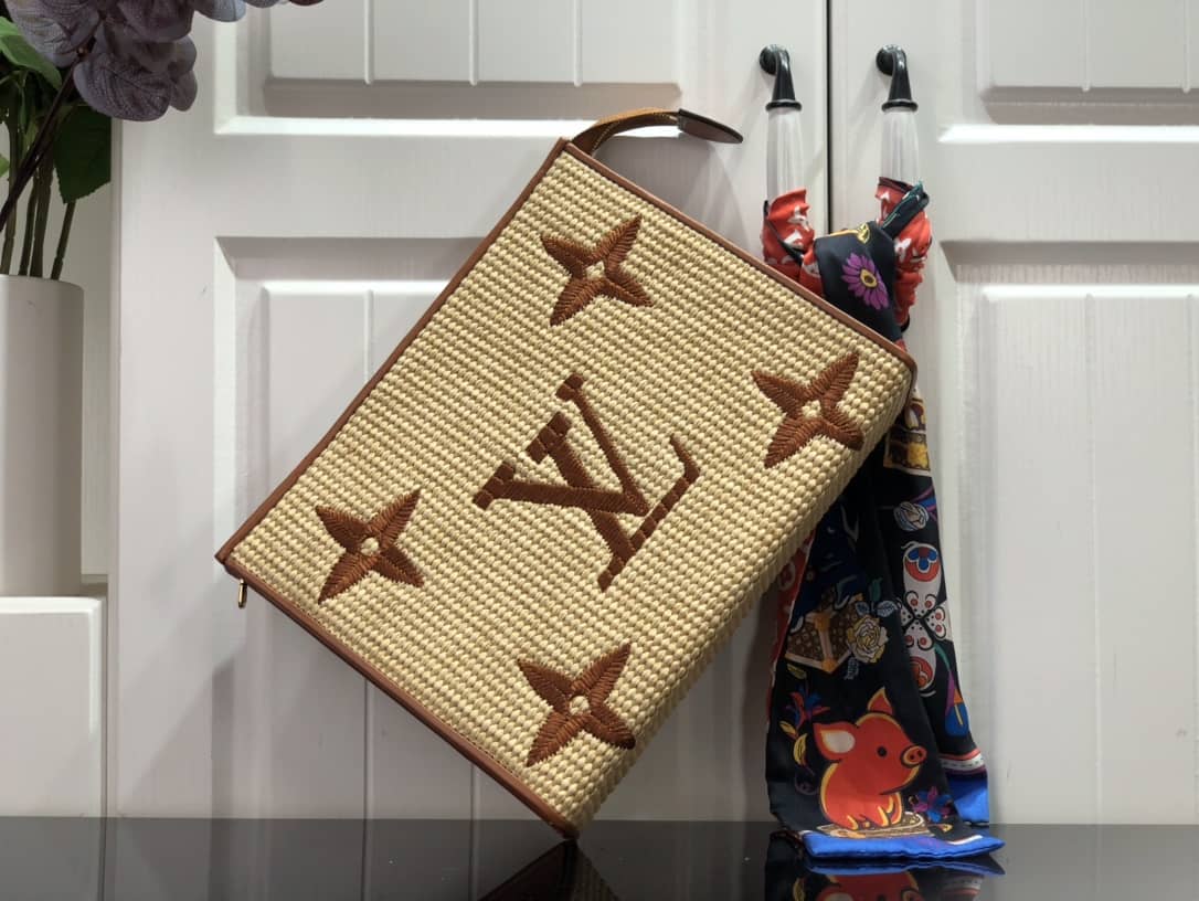 Louis Vuitton Monogram Giant Raffia Toiletry 26 Cosmetic Bag