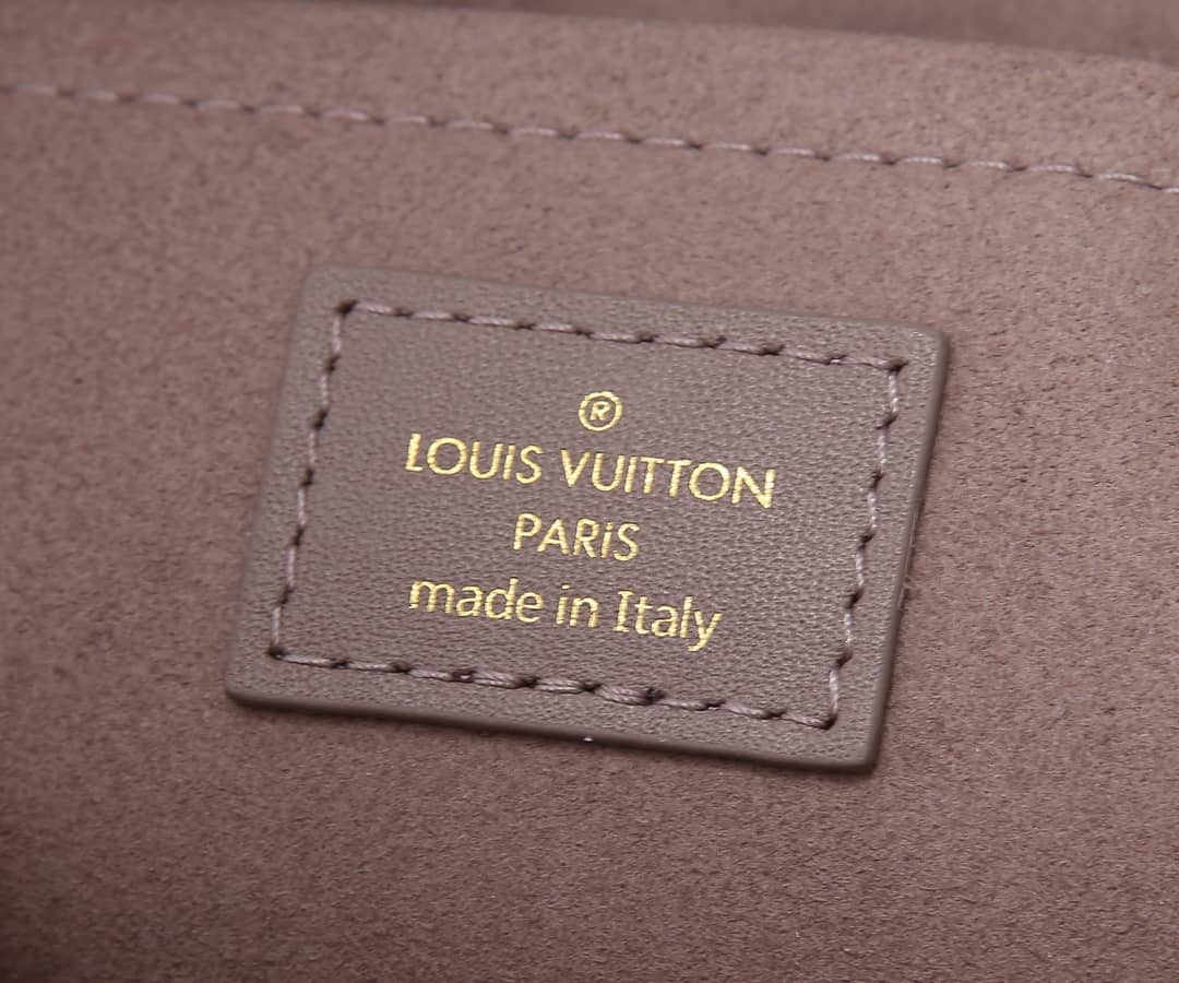 Louis Vuitton New Wave Chain Leather Replica Shoulder Bag Purple M58550