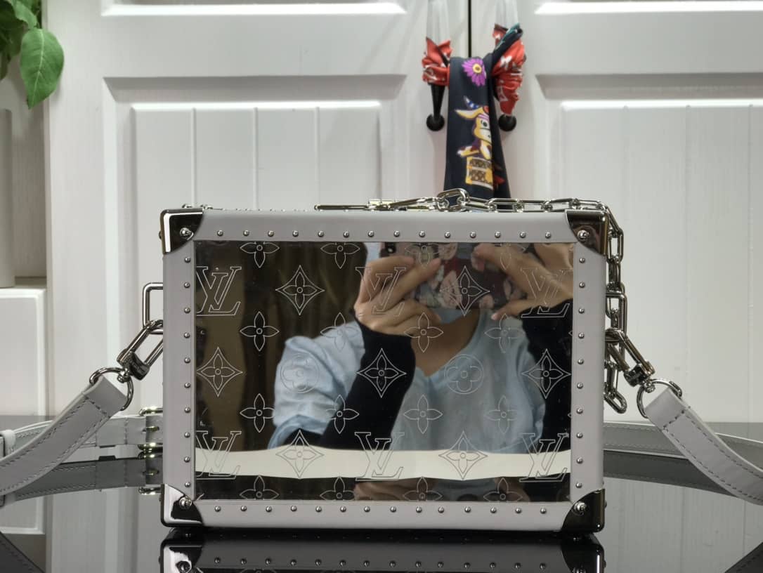 Louis Vuitton Monogram Replica Clutch Box Yellow M20233