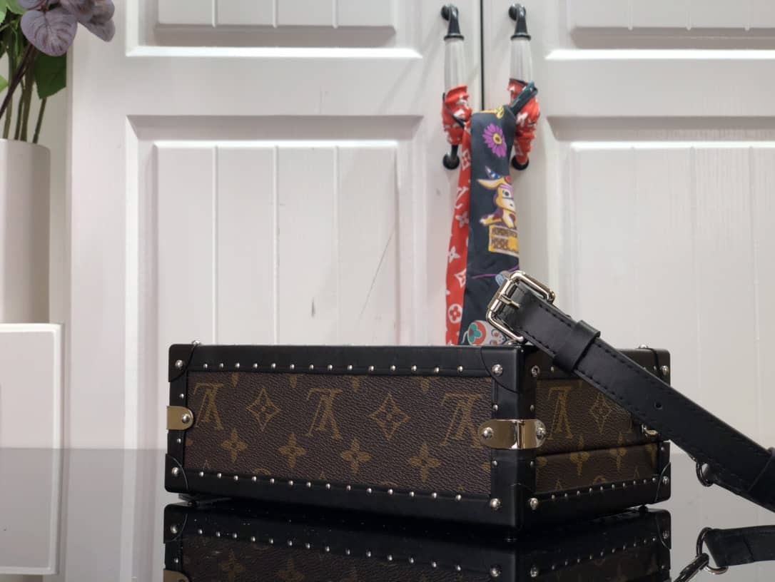 Louis Vuitton Monogram Massacar Canvas Clutch Box Replica