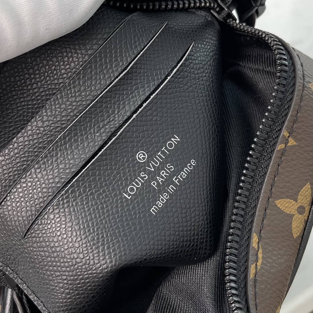 Louis Vuitton Virgil Abloh Christopher Wearable Replica Wallet M69404