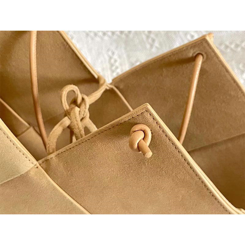 Bottega Veneta Bag Dupe 2108SF0158