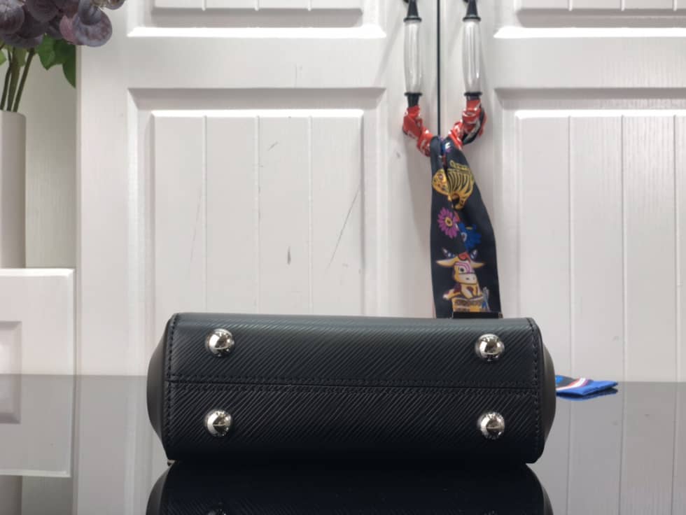 Louis Vuitton Cluny Mini Epi Leather M58928 Replica Shoulder Bag