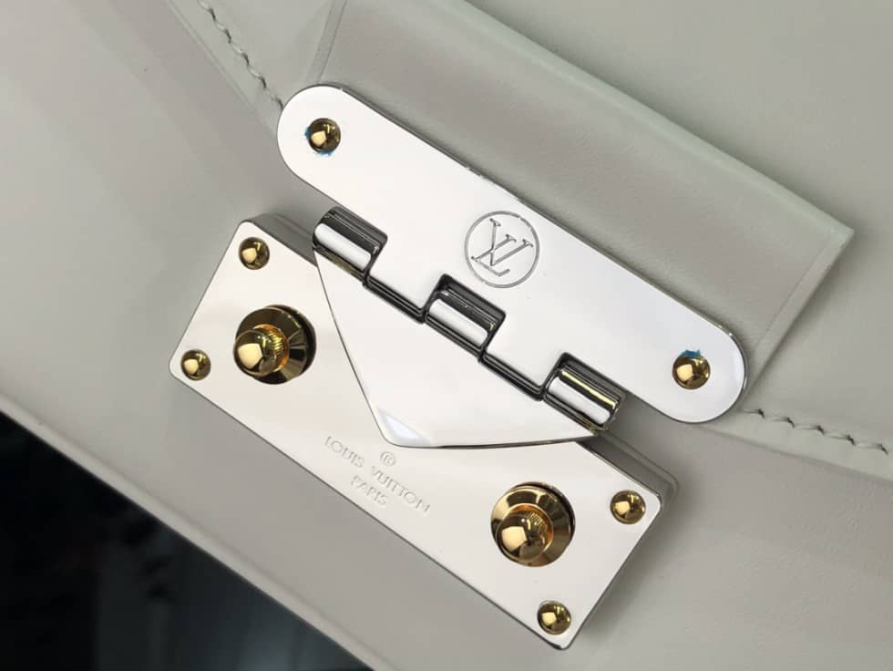 Louis Vuitton Swing Handbag White M20393 Replica Shoulder Bag